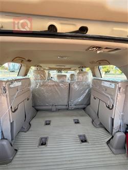 تۆیۆتا لاند کروزەر